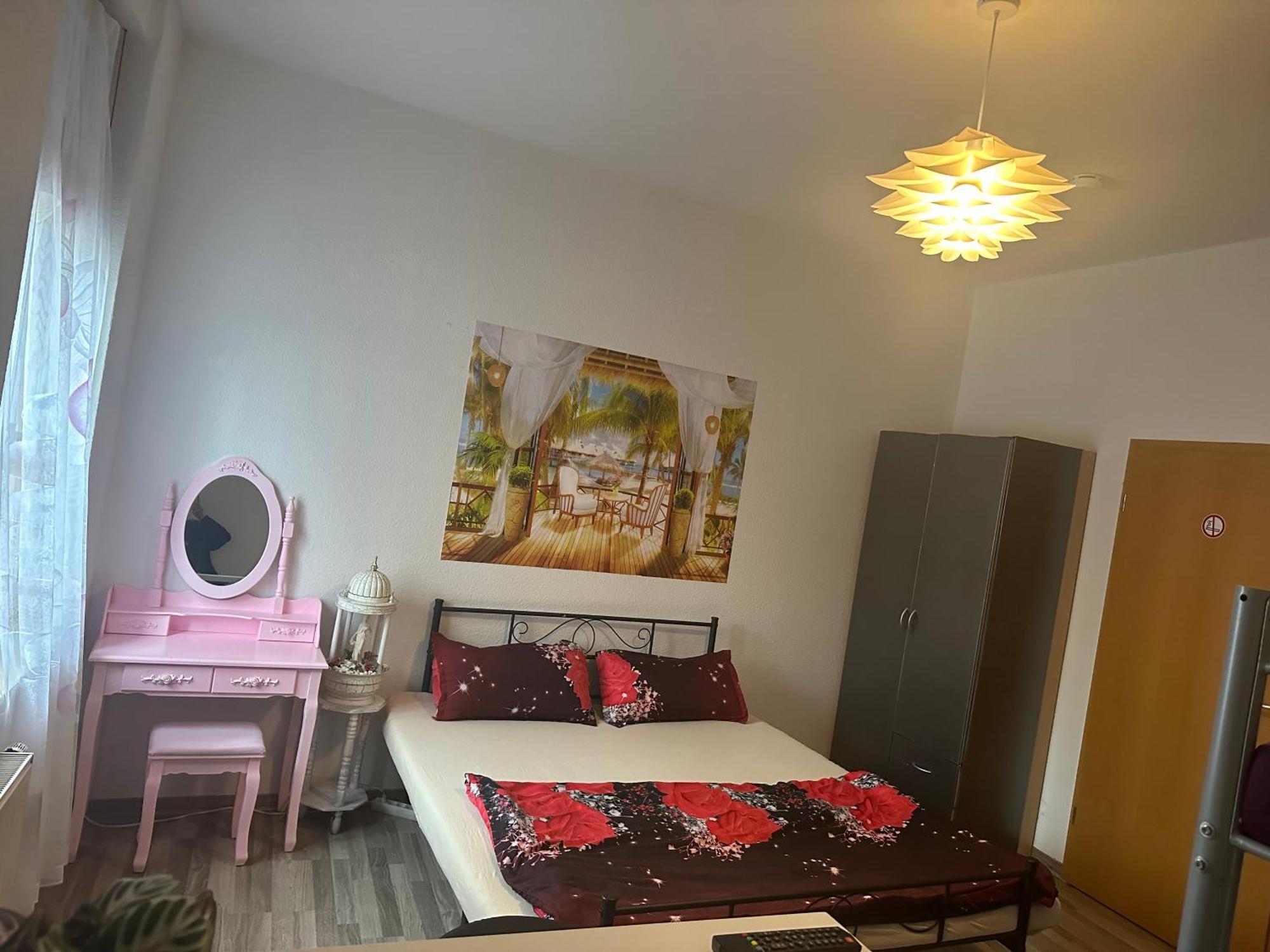 Ferienzimmer Healing Und Montuerwohnung Weissenfels Ngoại thất bức ảnh