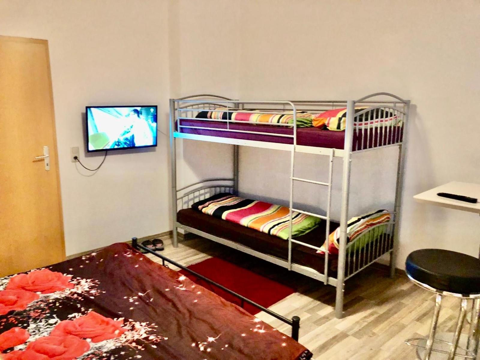 Ferienzimmer Healing Und Montuerwohnung Weissenfels Ngoại thất bức ảnh