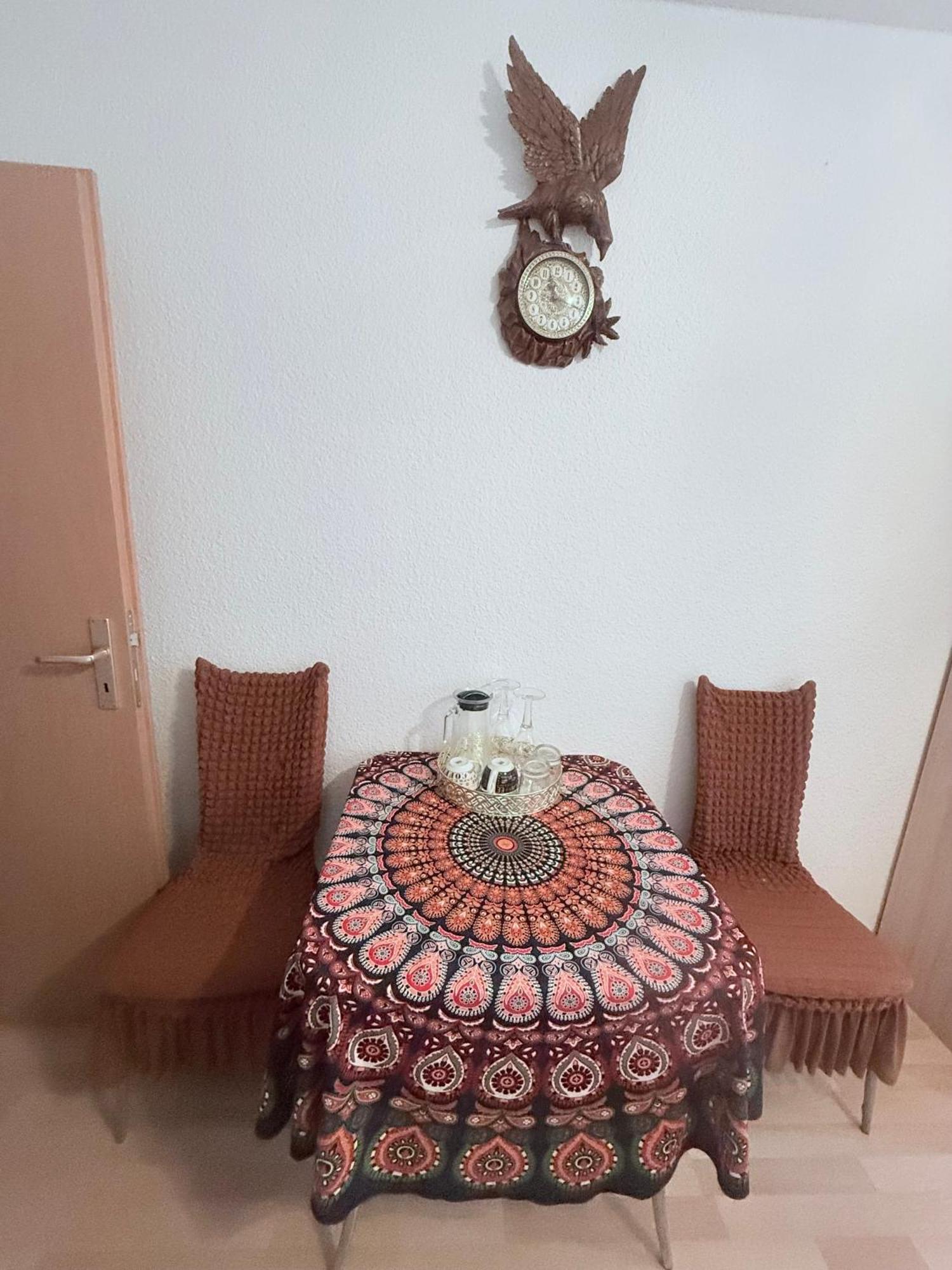 Ferienzimmer Healing Und Montuerwohnung Weissenfels Ngoại thất bức ảnh