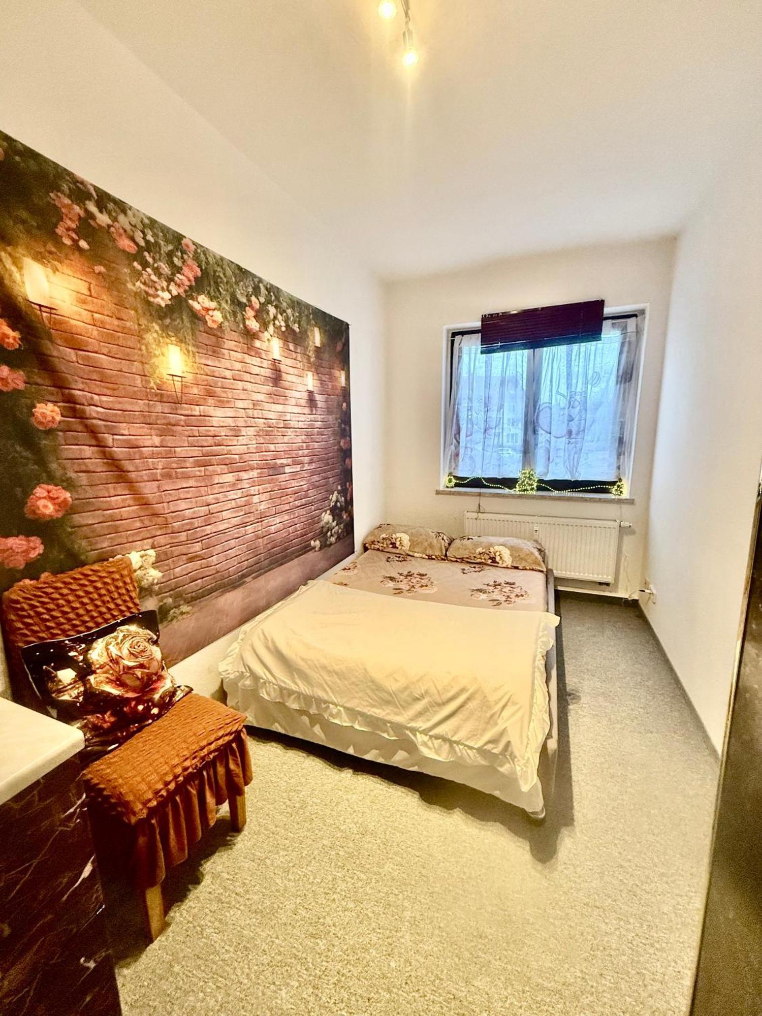 Ferienzimmer Healing Und Montuerwohnung Weissenfels Ngoại thất bức ảnh